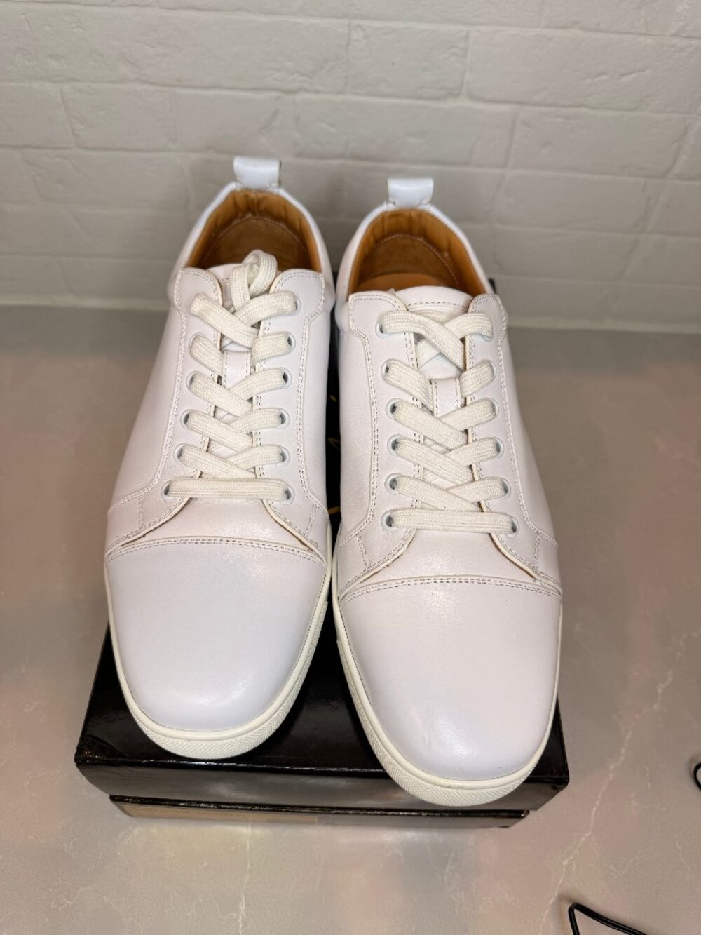 Christian Louboutin Louis White Calf Leather Low Top Sneakers Sz 44 / Men's 11
